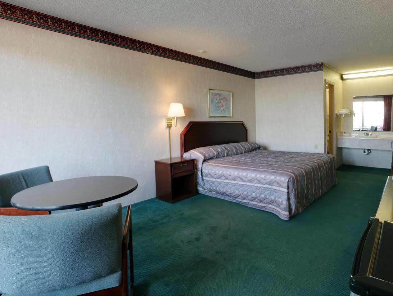 Americas Best Value Inn Mountain View Bagian luar foto